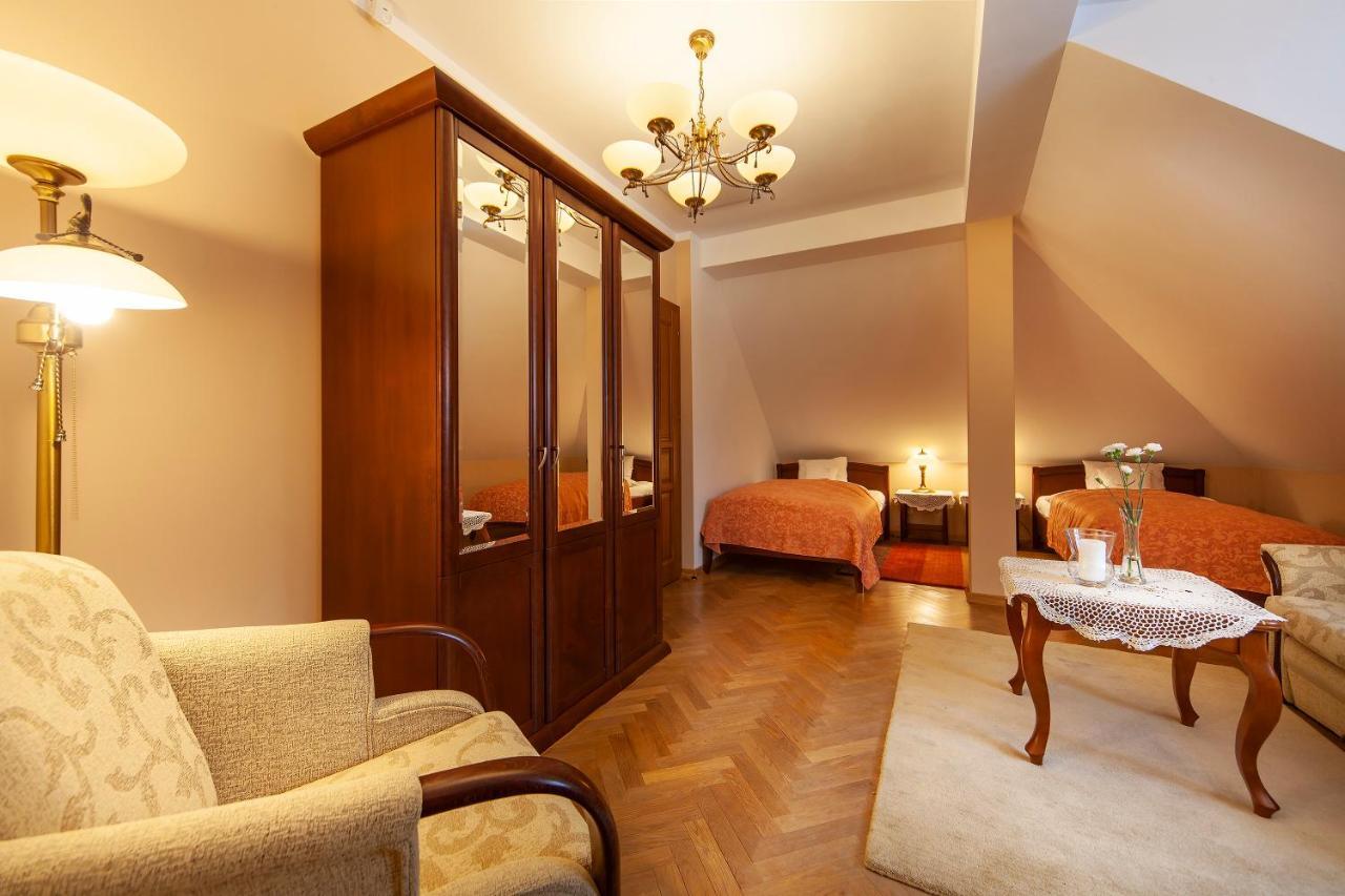 Rezydencja Dwór Polski Bełchatów Exterior foto